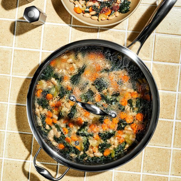 HEXCLAD_20_SQUARE.jpg Hybrid Deep Sauté Pan with Lid. 5.5-Qt