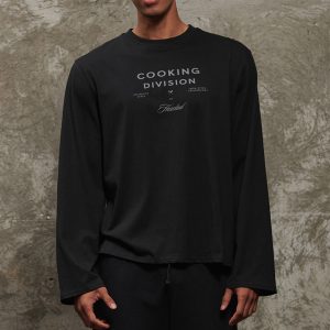 HEXCLAD_lifestyle_72-1.jpg Cooking Division Men's Long Sleeve T-Shirt