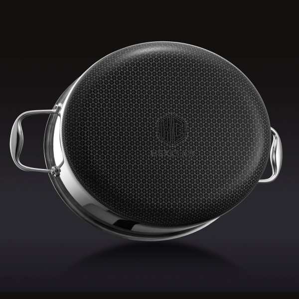 Hybrid Oval Dutch Oven. 6.5-Qt