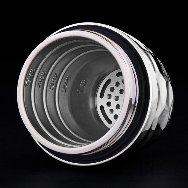 HexClad_CocktailShaker_Chrome_BRCS25-CR_Detail_Lid_Black_1125_CS_16x9_dabb045b-760a-470b-9b36-d6a852a2f7ce_1024x.jpg HexClad Cocktail Shaker. 25 oz (Chrome)