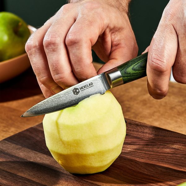 HexClad_ParingKnife_CTPK35_050824_KF_04.jpg Damascus Steel Paring Knife. 3.5″ (Green)