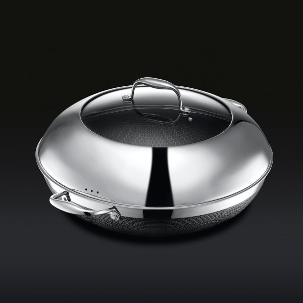 Hexclad_14inchWok_34_LID_BLACK_a1c3a141-57e7-4dc4-ba69-f97dcab3dec5.jpg Hybrid Domed Lid. 14″