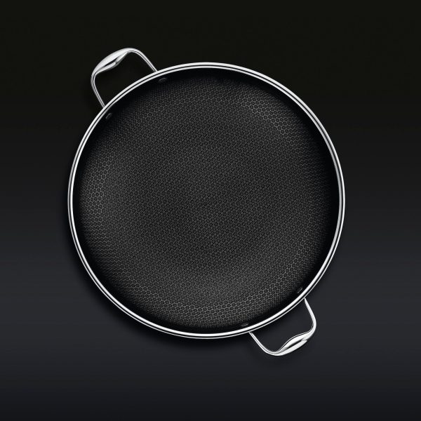 Hexclad_14inchWok_Overhead_BLACK.jpg Hybrid Wok with Lid. 14″