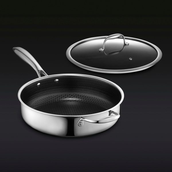 Hexclad_33QtPan_34View_LidCorner_BLACK.jpg Hybrid Deep Saut Pan/Chicken Fryer with Lid. 7-Qt