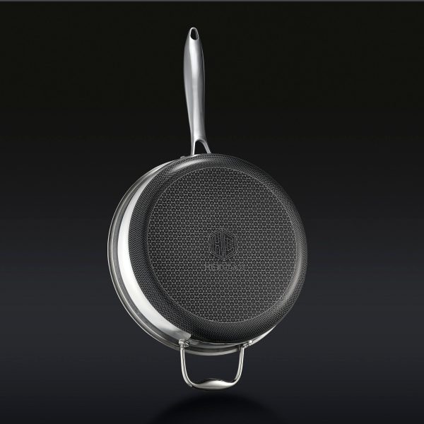 Hexclad_33QtPan_Bottom.jpg Hybrid Deep Sauté Pan with Lid. 3.3-Qt