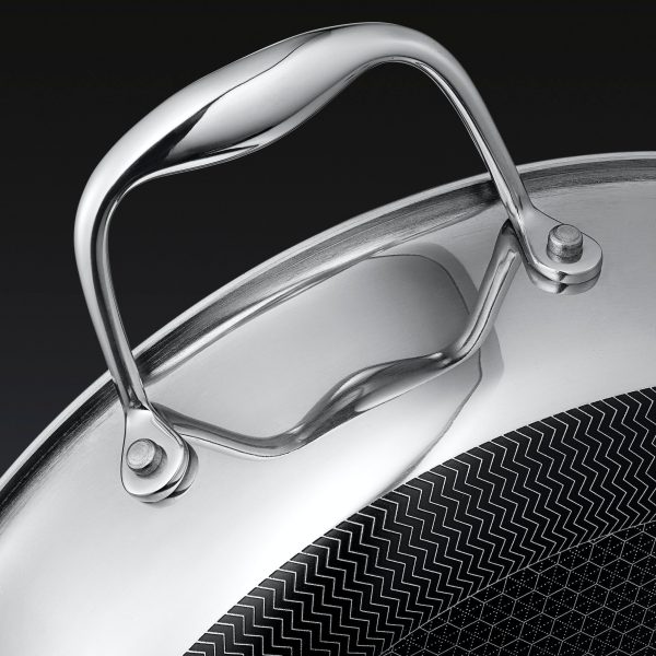 Hexclad_33QtPan_Detail.jpg Hybrid Deep Sauté Pan with Lid. 3.3-Qt