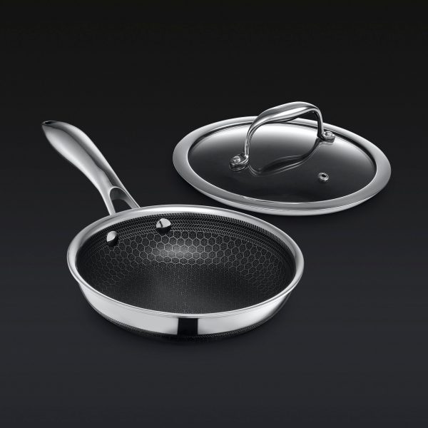 Hexclad_7InchPan_On_BLACK.jpg Hybrid Fry Pan with Lid. 12″