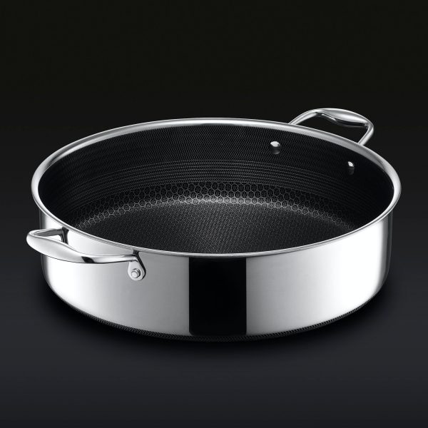 Hexclad_ChickenFryer_34_NoLID_BLACK.jpg Hybrid Deep Saut Pan/Chicken Fryer with Lid. 7-Qt
