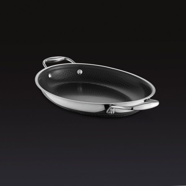 OvalRoastingPan1.jpg Hybrid Roasting Pan Set. 4-pc