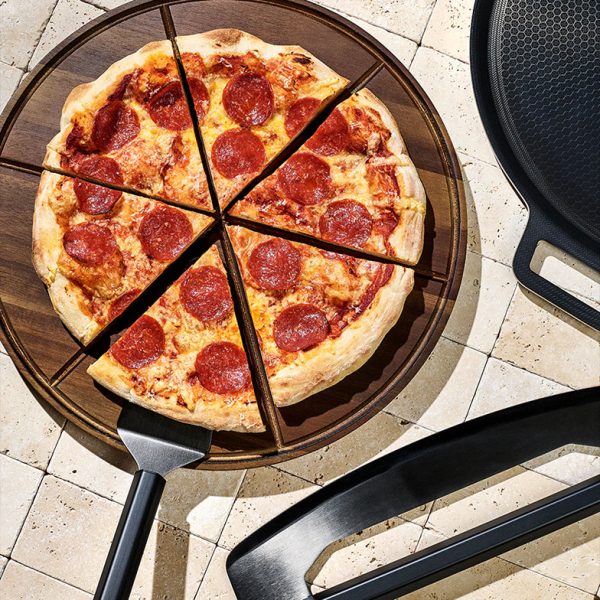 PDP_PizzaSteelAccessorySet_3-pc_LifestyleAsset1_Desktop.jpg Pizza Steel Accessory Set. 3-pc