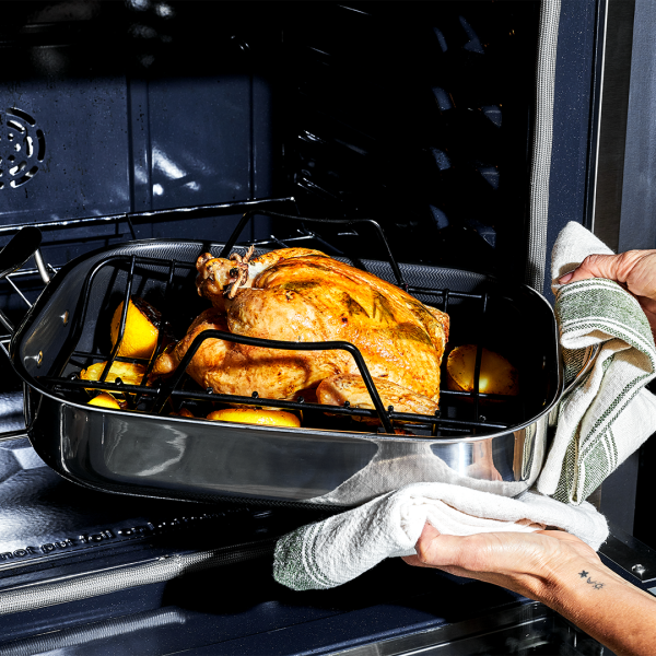 RoastingPan-5.png Small Hybrid Roasting Pan with Rack